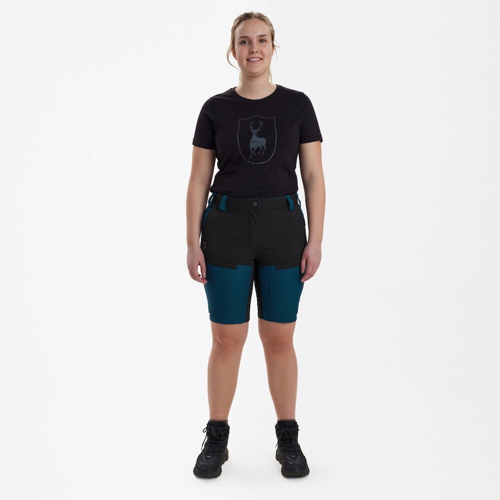 Detaliu echipament vânătoare Deerhunter Pantaloni Scurți Damă Lady Ann în culoarea Black Ink (985) - detalii premium îmbrăcăminte outdoor pe marksmen.ro