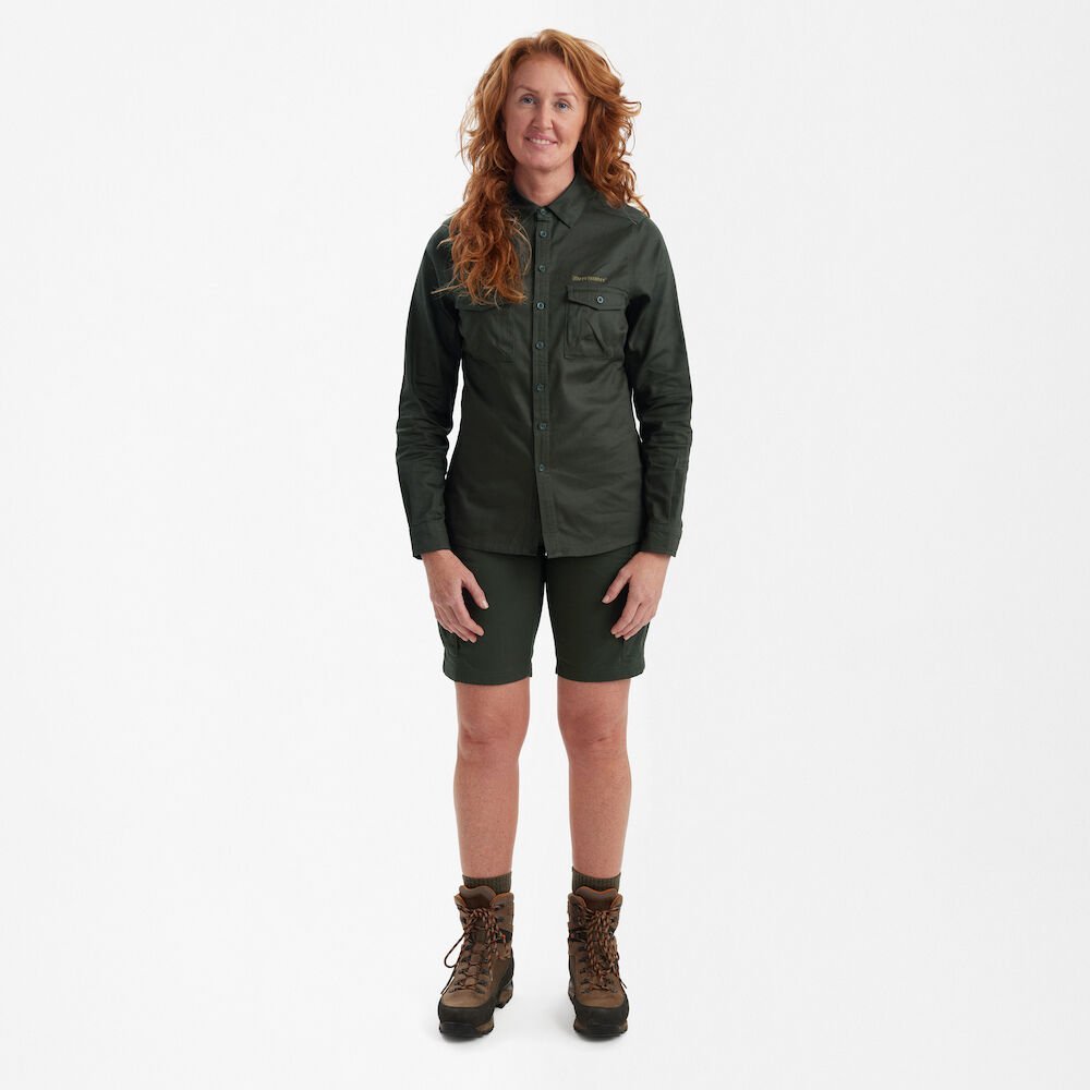 Detaliu echipament vânătoare Deerhunter Cămașă Vânătoare Damă Lady Atlas în culoarea Timber (393) - detalii premium îmbrăcăminte outdoor pe marksmen.ro